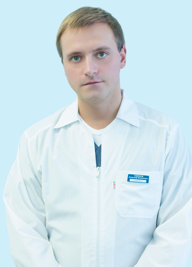 Стоматолог-терапевт Семенков  Александр  Михайлович